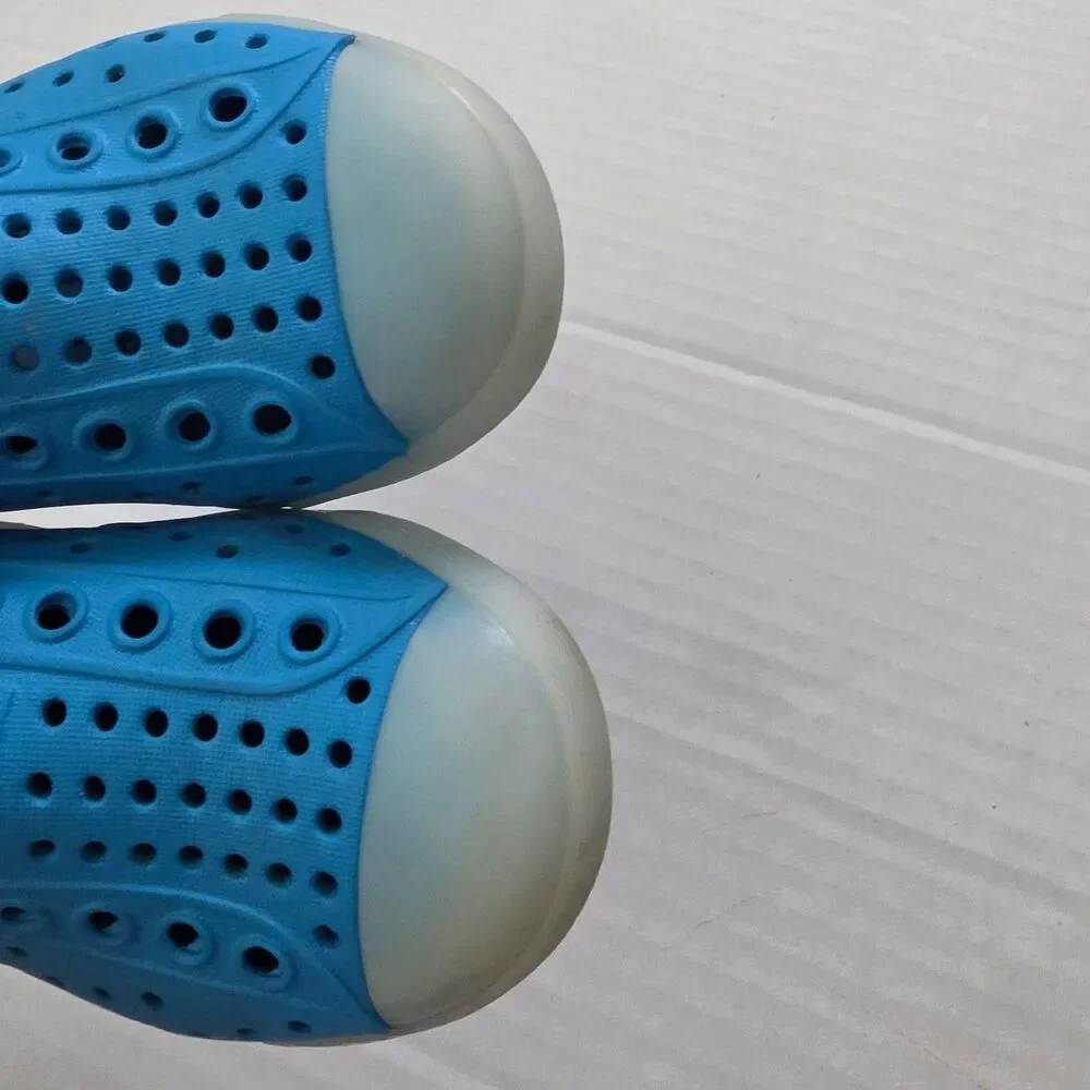 Native Jefferson Slip On Kids Water Shoes Blue Size C6 Lightweight Comfortable